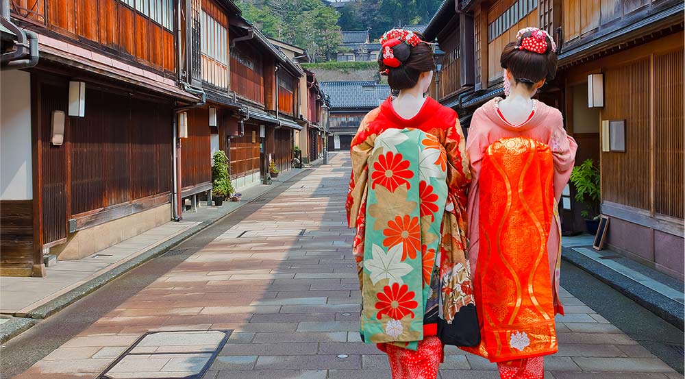 My Ultimate Guide to Japan: Tips, Costs, Itineraries, and Favorite Destinations
